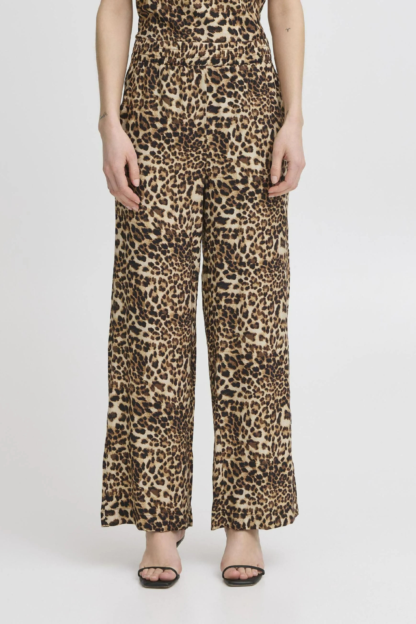 Pantalone - Ihannise - Ichi