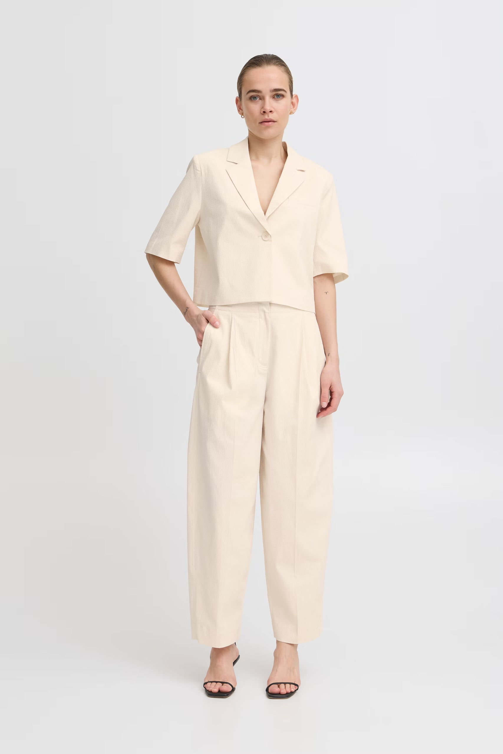 Pantalone - Ihwallis Pa - Ichi