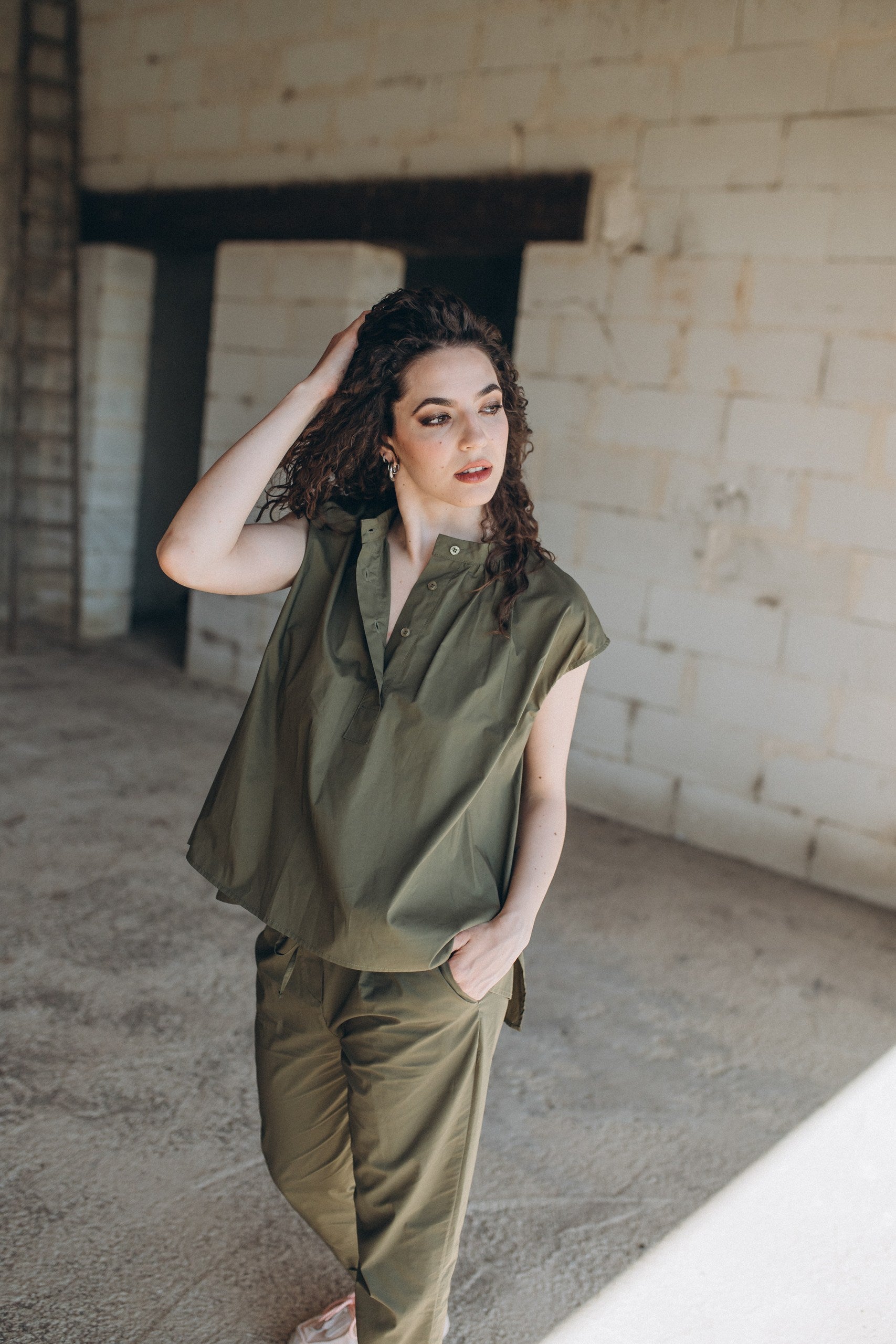 Camicia smanicata - Crochè