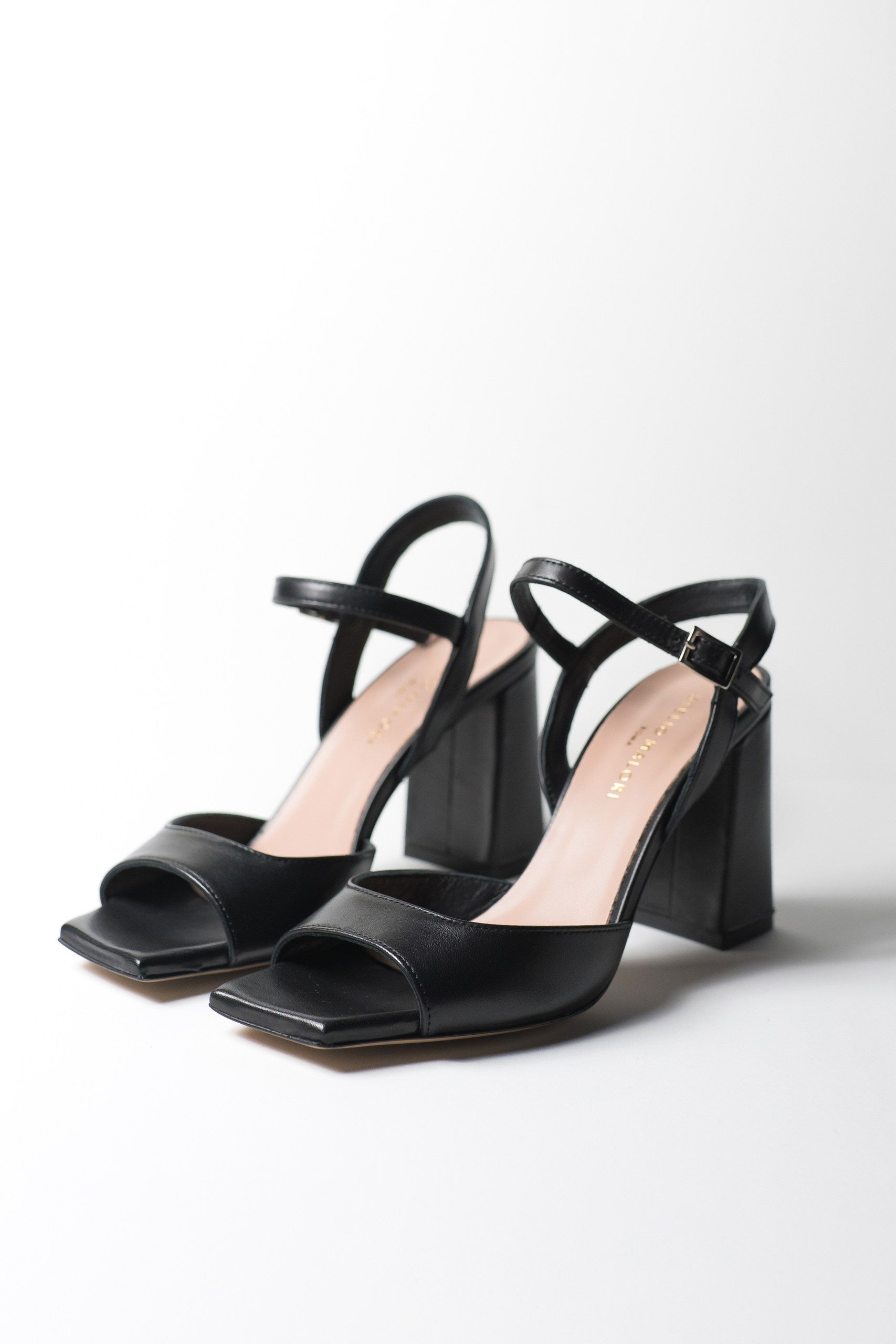 Sandalo Nero - Stelio Malori